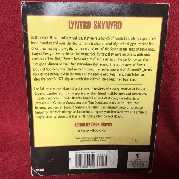 LYNYRD SKYNRD book - Picture 2 of 2